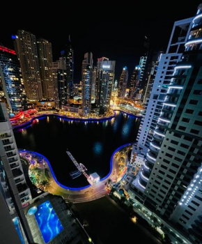 Amazing 1 bedroom apt in Marina